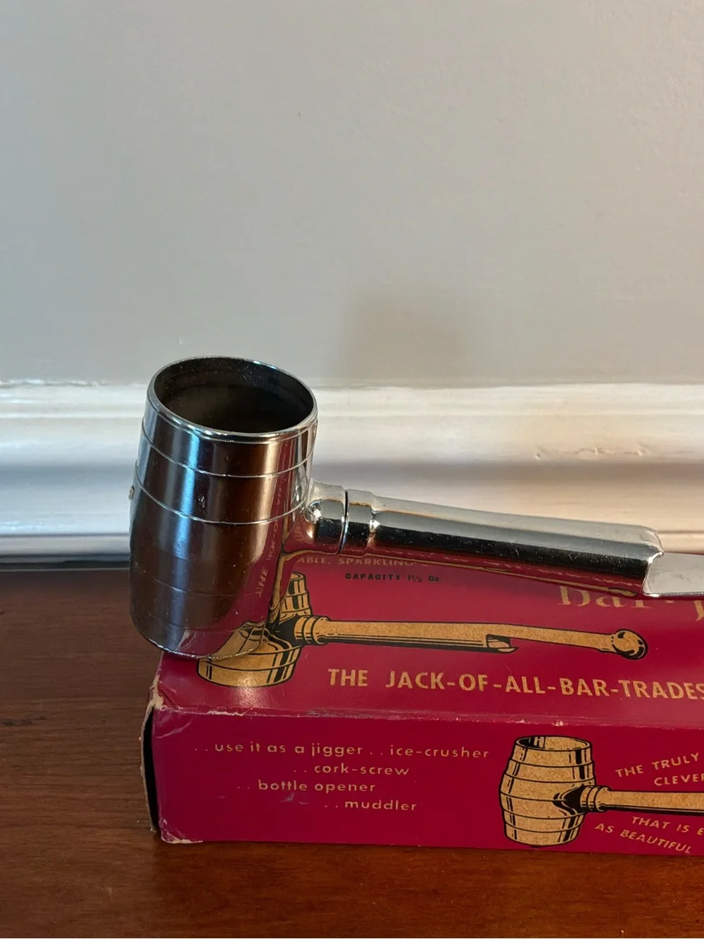 Anchor Hocking Red and Gold Bar Jack
